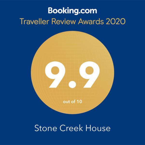 Stone Creek House Bed & Breakfast Romblon Bagian luar foto